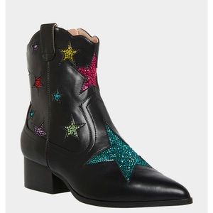 Betsy Johnson Edison Black Star Studded Western Boots | 8.5